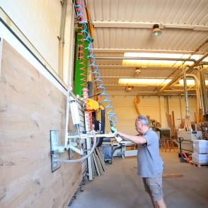Palonnier à ventouses pour la manutention de panneaux en bois aggloméré, médium et mélaminé